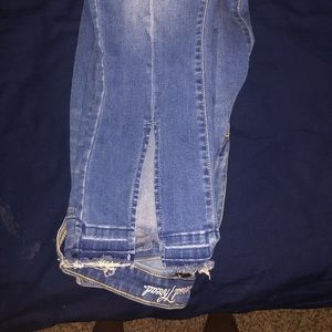 Jean with slit bottom